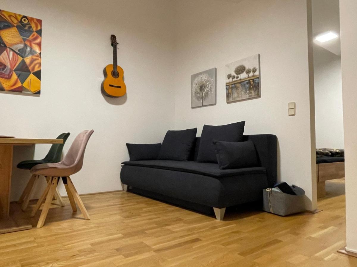 Klimatisiertes, Ruhiges Dachgeschoss Cityapartment Im Zentrum Wiens Exterior foto