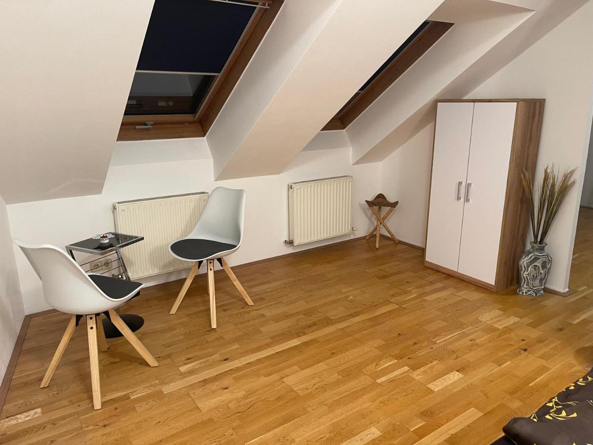 Klimatisiertes, Ruhiges Dachgeschoss Cityapartment Im Zentrum Wiens Exterior foto